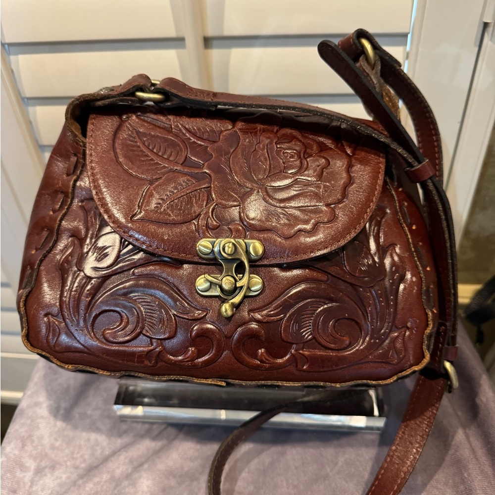 Patricia Nash Micaela Elegant Brown Cognac Leather Handbag straps